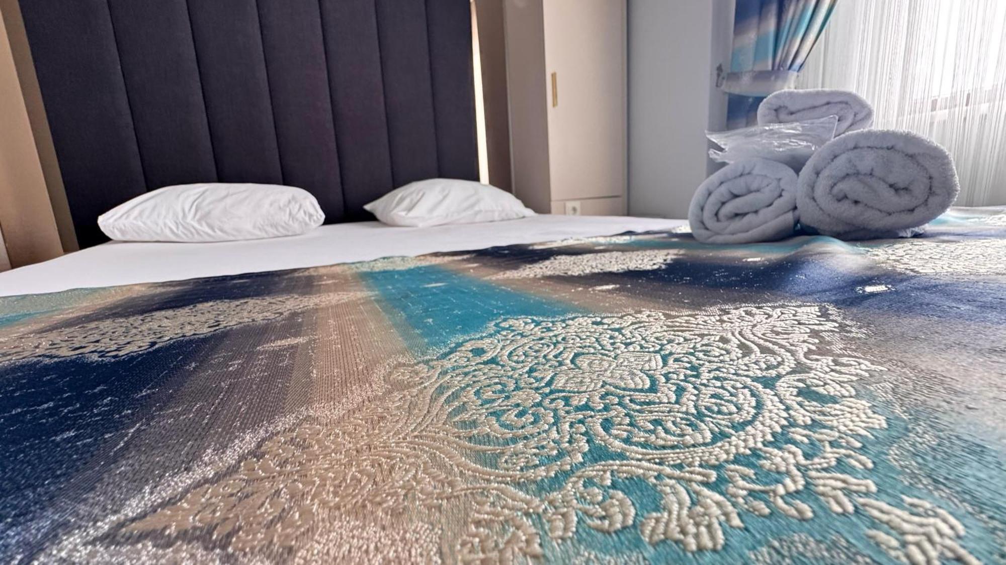 Alya Suite Rezidans ทรับซอน ภายนอก รูปภาพ